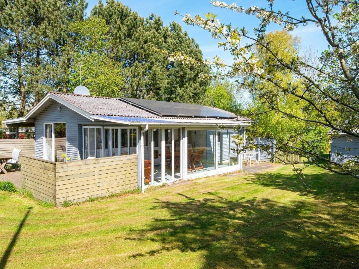 5 Person Holiday Home In Odder Exterior foto